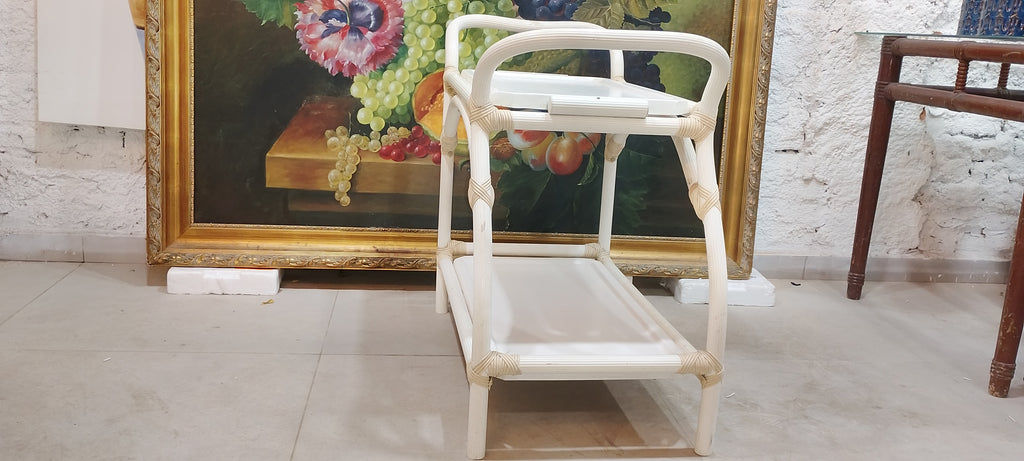 Carrinho de Chá Branco Clássico